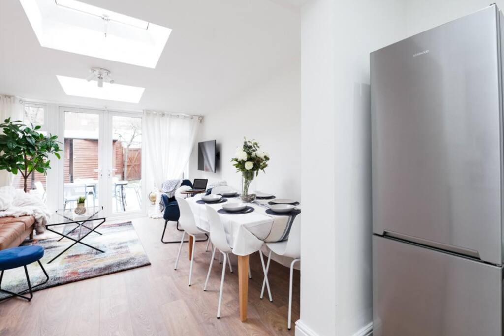 Newly Renovated Modern 4 Bed 3 Bath Apartment London Exteriör bild