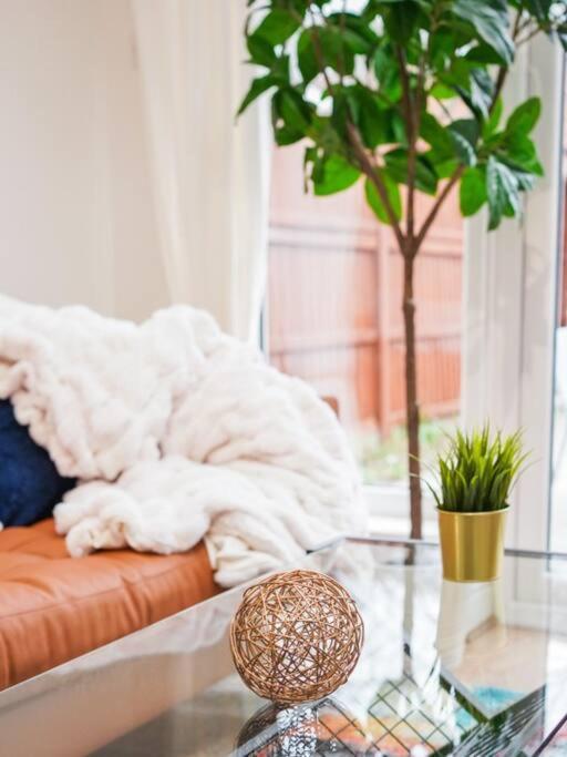 Newly Renovated Modern 4 Bed 3 Bath Apartment London Exteriör bild