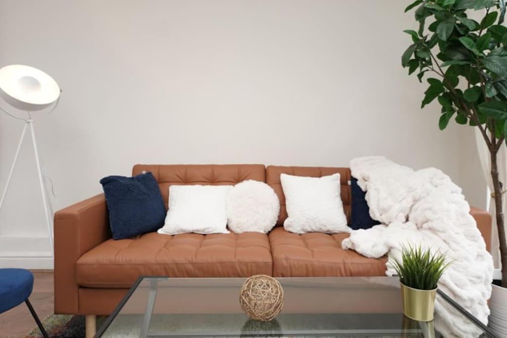 Newly Renovated Modern 4 Bed 3 Bath Apartment London Exteriör bild