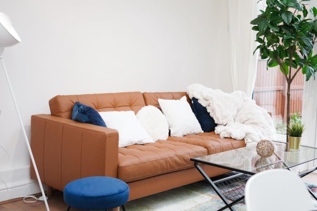 Newly Renovated Modern 4 Bed 3 Bath Apartment London Exteriör bild