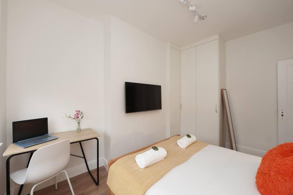 Newly Renovated Modern 4 Bed 3 Bath Apartment London Exteriör bild